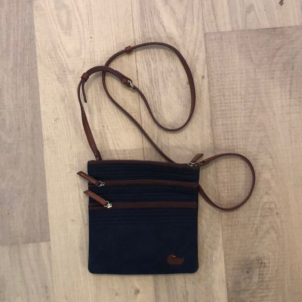 Dooney & Bourke Cross Body